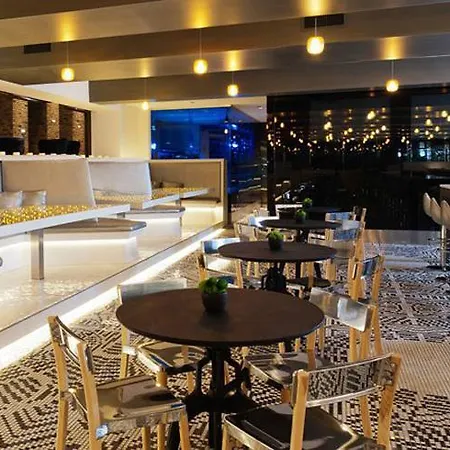 Aqua Chicago